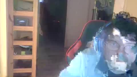 Snapshot of tchecky2 chatting on November 2025 05:42:02 AM tchecky2 online show from November 2025 05:42:02 AM