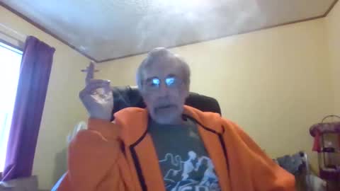 Snapshot of teak4u chatting on April 2026 12:58:01 PM Teak online show from April 2026 12:58:01 PM