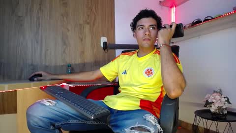 Danger online show from January 2025 07:06:01 PM