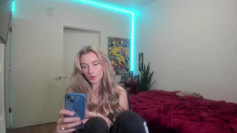 Katy online show from January 2025 01:37:02 AM