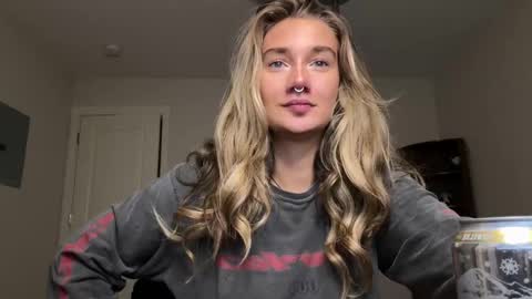 Katy online show from December 2025 03:37:02 AM