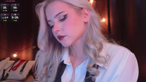 Snapshot of teapartyalice chatting on March 2026 05:01:02 AM Alice online show from March 2026 05:01:02 AM