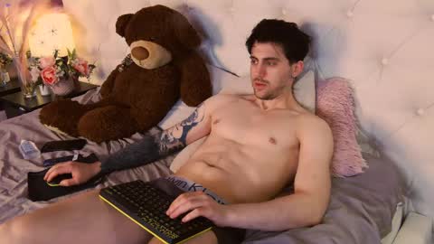 Martin online show from March 2026 10:03:02 PM