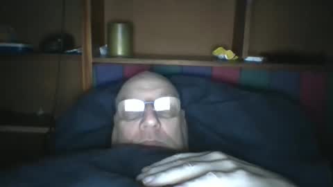 Snapshot of tebb61 chatting on April 2026 08:00:02 AM Mark online show from April 2026 08:00:02 AM