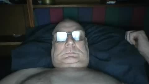 Snapshot of tebb61 chatting on April 2026 07:50:01 AM Mark online show from April 2026 07:50:01 AM