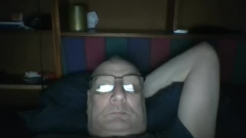 Snapshot of tebb61 chatting on May 2026 07:59:02 AM Mark online show from May 2026 07:59:02 AM