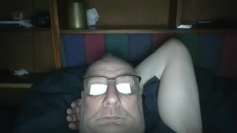 Snapshot of tebb61 chatting on May 2026 07:57:01 AM Mark online show from May 2026 07:57:01 AM