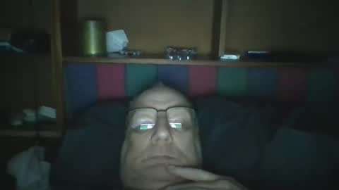 Snapshot of tebb61 chatting on May 2026 08:11:02 AM Mark online show from May 2026 08:11:02 AM