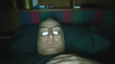 Snapshot of tebb61 chatting on May 2026 07:58:01 AM Mark online show from May 2026 07:58:01 AM