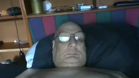 Snapshot of tebb61 chatting on June 2026 10:05:02 AM Mark online show from June 2026 10:05:02 AM