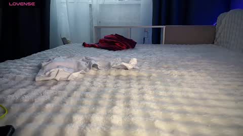 Mary     X TechnoElfff  INST    fansly kissmary online show from March 2025 11:51:01 AM