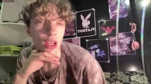 Snapshot of technoracer chatting on March 2026 08:26:02 PM Alice online show from March 2026 08:26:02 PM