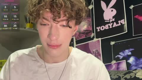 Snapshot of technoracer chatting on March 2026 12:01:02 AM Alice online show from March 2026 12:01:02 AM