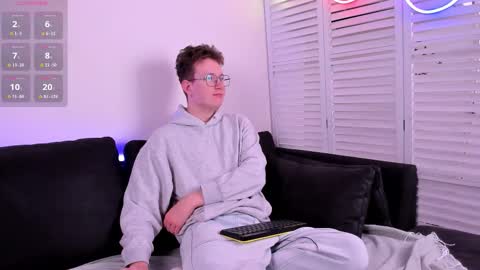 Teddy online show from November 2025 07:40:01 AM