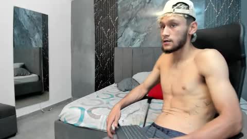 Snapshot of tedyx99 chatting on March 2026 11:22:02 PM Tedy online show from March 2026 11:22:02 PM