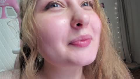 Snapshot of teeencutee chatting on February 2025 08:57:02 AM Monika --------------2 stream 700 GMT day online show from February 2025 08:57:02 AM