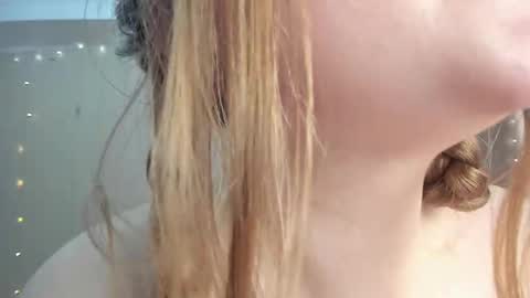 Snapshot of teeencutee chatting on February 2025 08:11:02 AM Monika --------------2 stream 700 GMT day online show from February 2025 08:11:02 AM