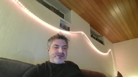 Peter online show from January 2025 05:19:02 AM