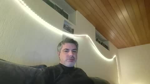 Peter online show from February 2025 12:04:01 AM