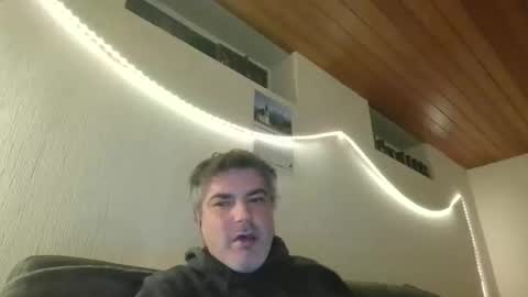 Peter online show from March 2025 01:21:02 AM