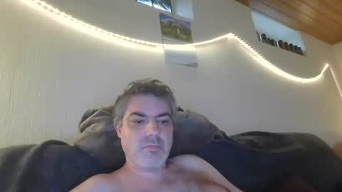 Peter online show from November 2025 07:19:01 AM