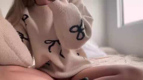 Amy No penetration Virgiin giirl online show from October 2025 12:47:01 PM