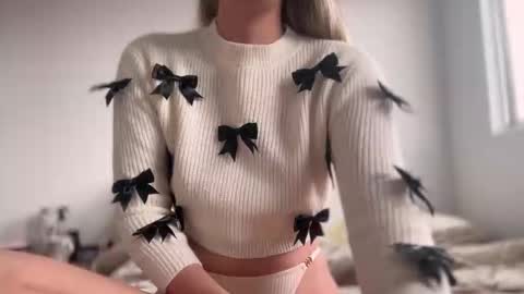 Amy No penetration Virgiin giirl online show from October 2025 02:39:02 PM