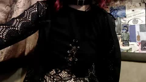 ruth online show from December 2025 08:27:02 PM