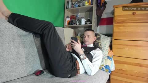 Virg Lszl online show from February 2025 02:38:02 PM