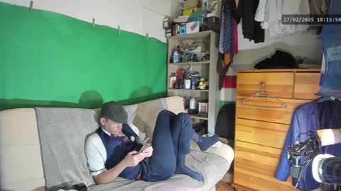 Virg Lszl online show from February 2025 05:15:01 PM