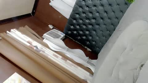 Snapshot of temptationofsex chatting on December 2024 12:55:02 AM EVA GLASSCOTT online show from December 2024 12:55:02 AM