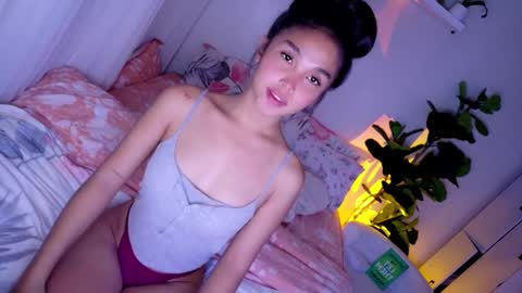 Snapshot of temptessa20 chatting on November 2025 01:17:01 AM temptessa20 online show from November 2025 01:17:01 AM