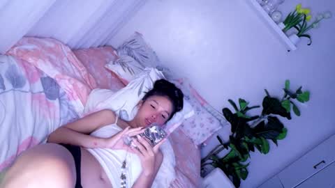 Snapshot of temptessa20 chatting on November 2025 04:31:02 PM temptessa20 online show from November 2025 04:31:02 PM