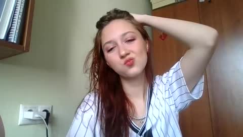 temptingvision online show from March 2025 07:57:01 AM