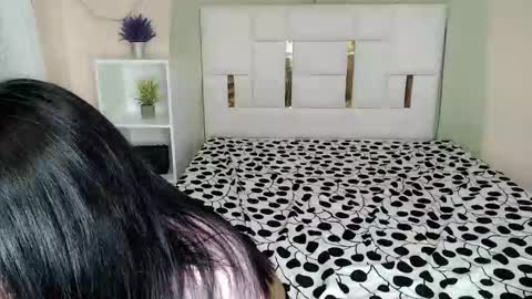 YOGIRL MAXINE online show from April 2026 08:35:02 PM