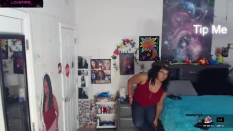 Gaia online show from October 2025 09:08:02 PM