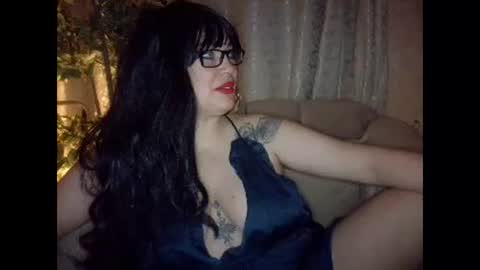 talia i m  french girl online show from May 2026 11:26:02 AM
