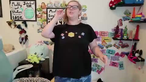 Snapshot of ten_tickle_pixie chatting on July 2026 10:14:02 PM Pixie and Tentacle Overlord online show from July 2026 10:14:02 PM