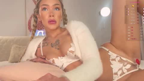 Snapshot of tenderiris chatting on October 2025 03:29:01 AM tenderiris online show from October 2025 03:29:01 AM