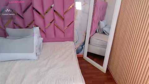 Snapshot of tendermommy chatting on October 2025 12:28:02 PM Tatiana online show from October 2025 12:28:02 PM