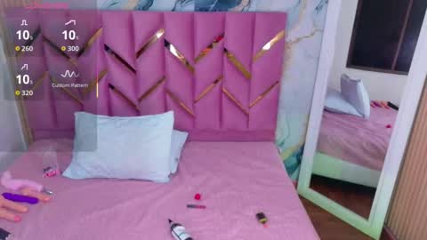 Tatiana online show from November 2025 12:26:01 PM