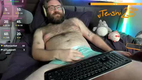 Snapshot of tenshi23 chatting on October 2025 05:21:02 AM Matt online show from October 2025 05:21:02 AM