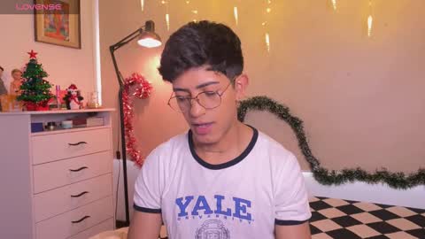 teo browny online show from December 2025 06:58:02 PM