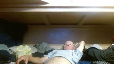 Snapshot of terdy2366 chatting on October 2025 04:01:02 AM terdy2366 online show from October 2025 04:01:02 AM