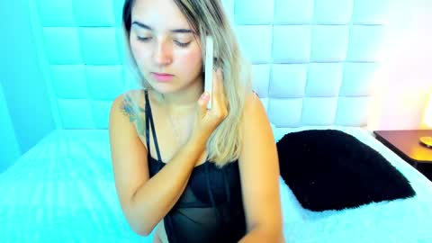 Snapshot of teresasroom_ chatting on February 2025 05:57:01 PM Teresa online show from February 2025 05:57:01 PM