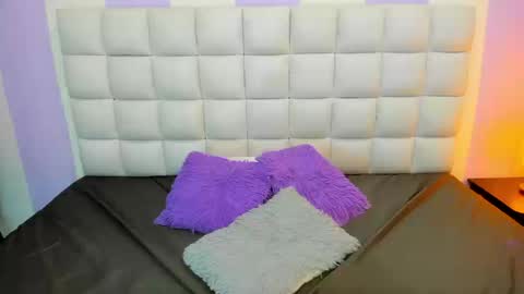 Snapshot of teresasroom_ chatting on September 2025 01:56:01 PM Teresa online show from September 2025 01:56:01 PM