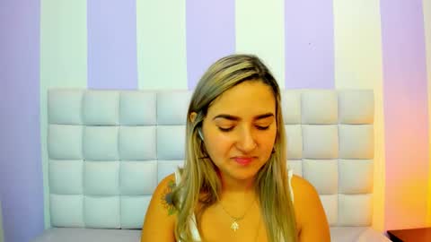 Snapshot of teresasroom_ chatting on September 2025 01:58:01 PM Teresa online show from September 2025 01:58:01 PM