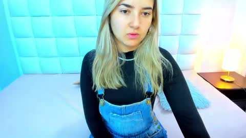 Snapshot of teresasroom_ chatting on October 2025 12:06:01 PM Teresa online show from October 2025 12:06:01 PM