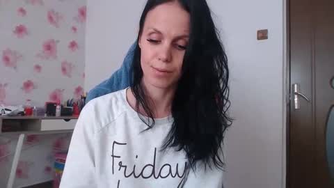 Snapshot of teressa_lovee chatting on April 2026 02:07:02 PM teressa_lovee online show from April 2026 02:07:02 PM