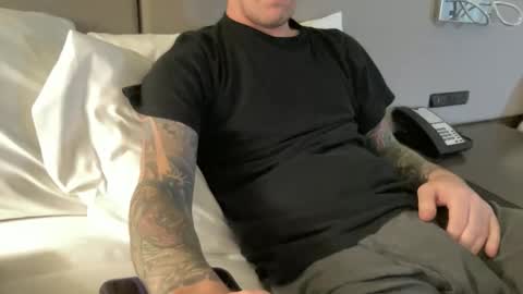 Terracoa66 online show from December 2025 02:17:02 AM